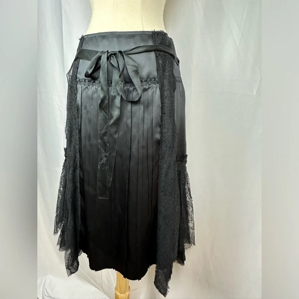 NWT Prada Black 100% Silk Satin & Lace Skirt Sz 38